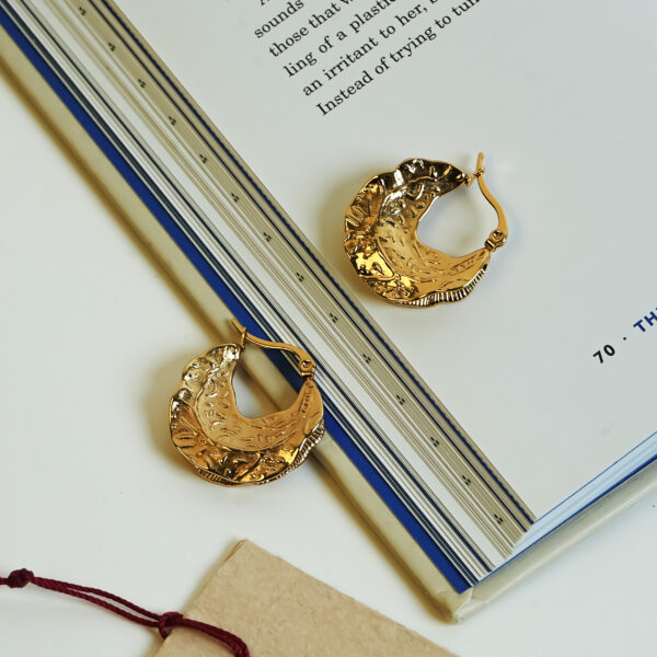 Timeless Gold Sculpted Hoop Earrings