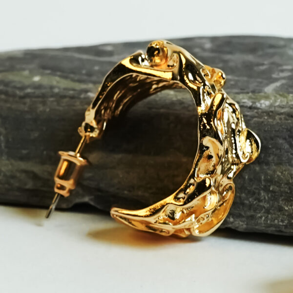 Maverick Hoop Earrings - Gold-Plated Statement Piece