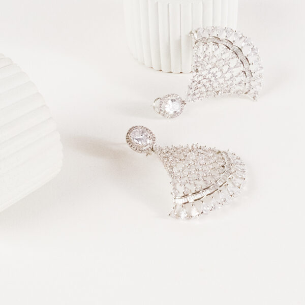 Exquisite Chandelier Cocktail Statement Earring