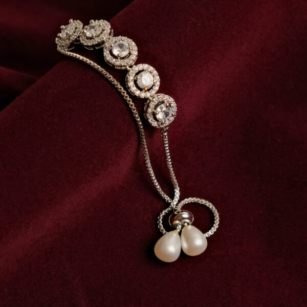 Celestial Circle Zircon Bracelet