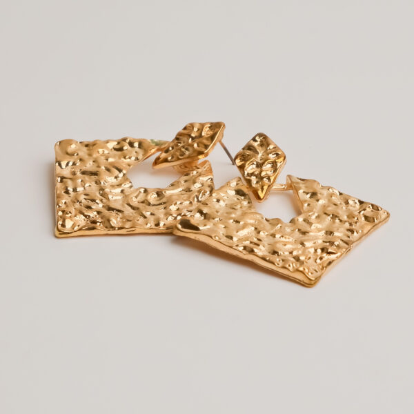Chloe Midnight Square Earrings