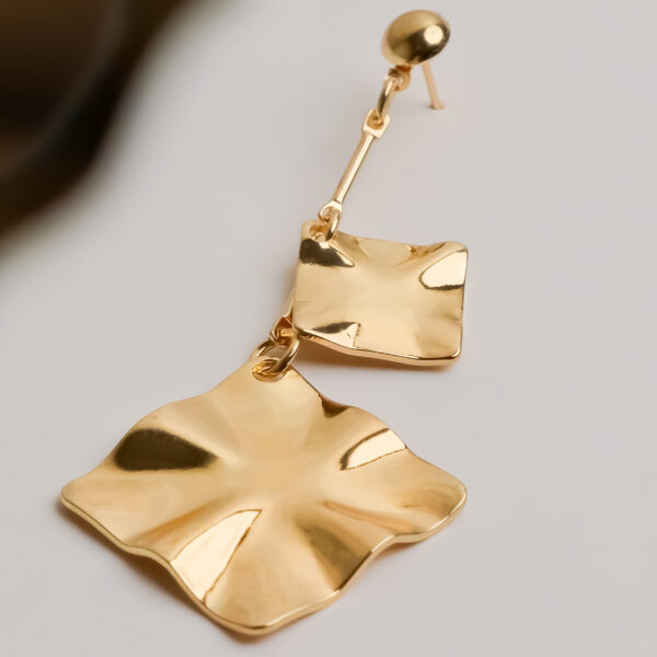 Wavy Drop Earrings