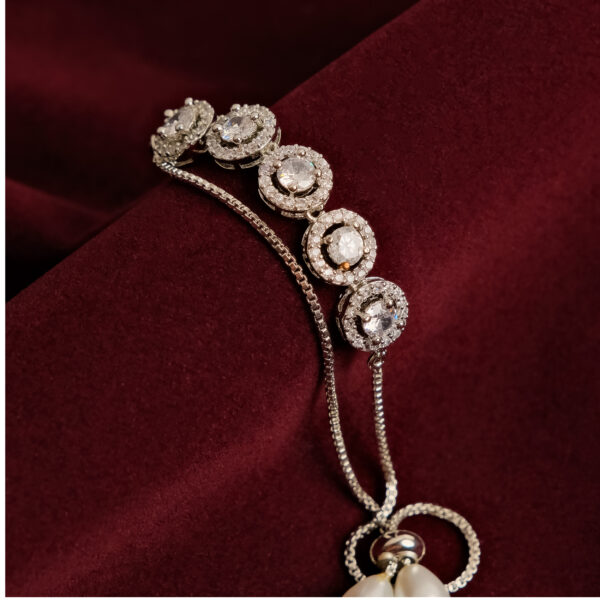 Celestial Circle Zircon Bracelet